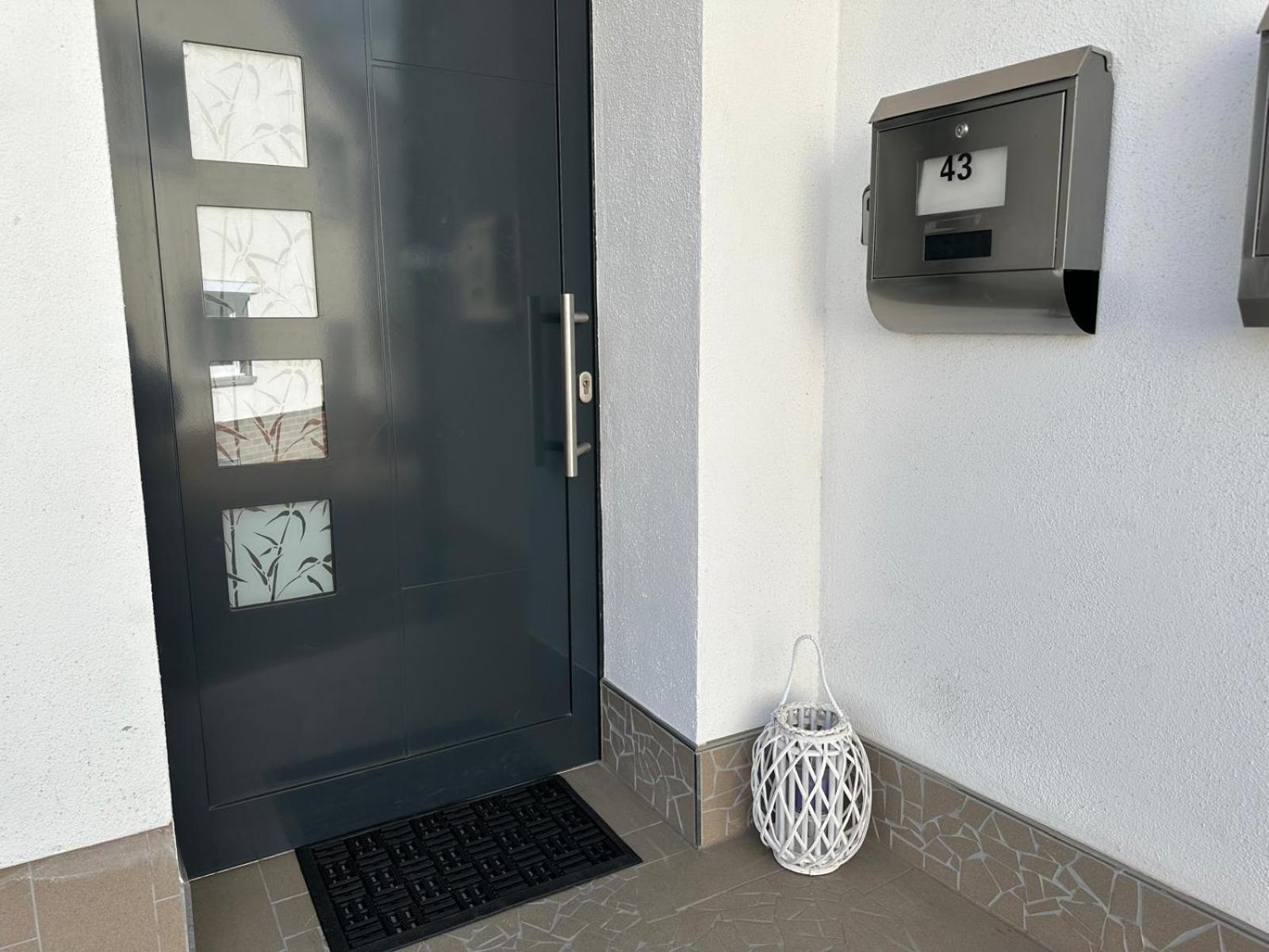 Wohnung In Muelheim-Kaerlich Zewnętrze zdjęcie